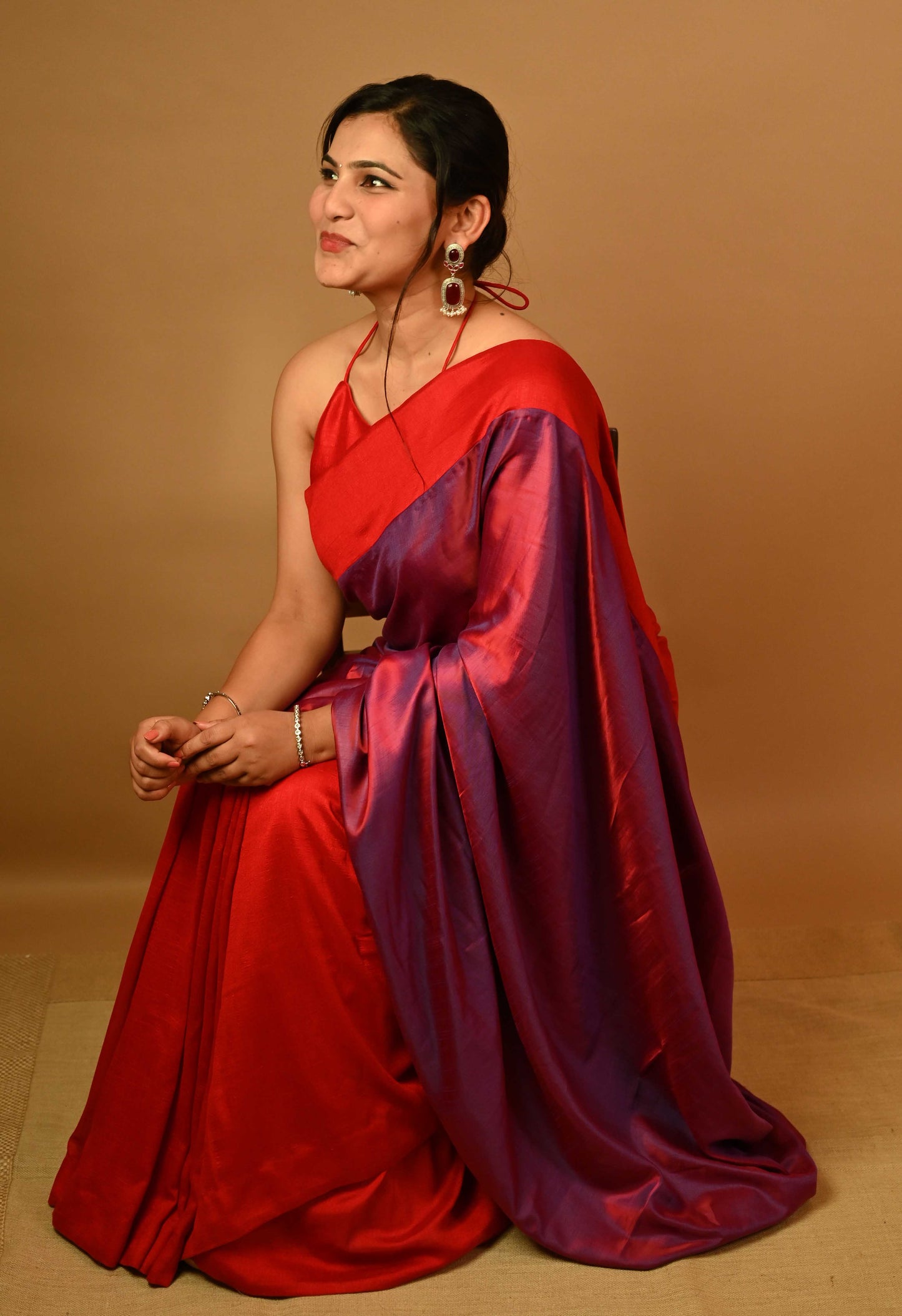 Contrasting Red Saree with Dual Toned Pallu