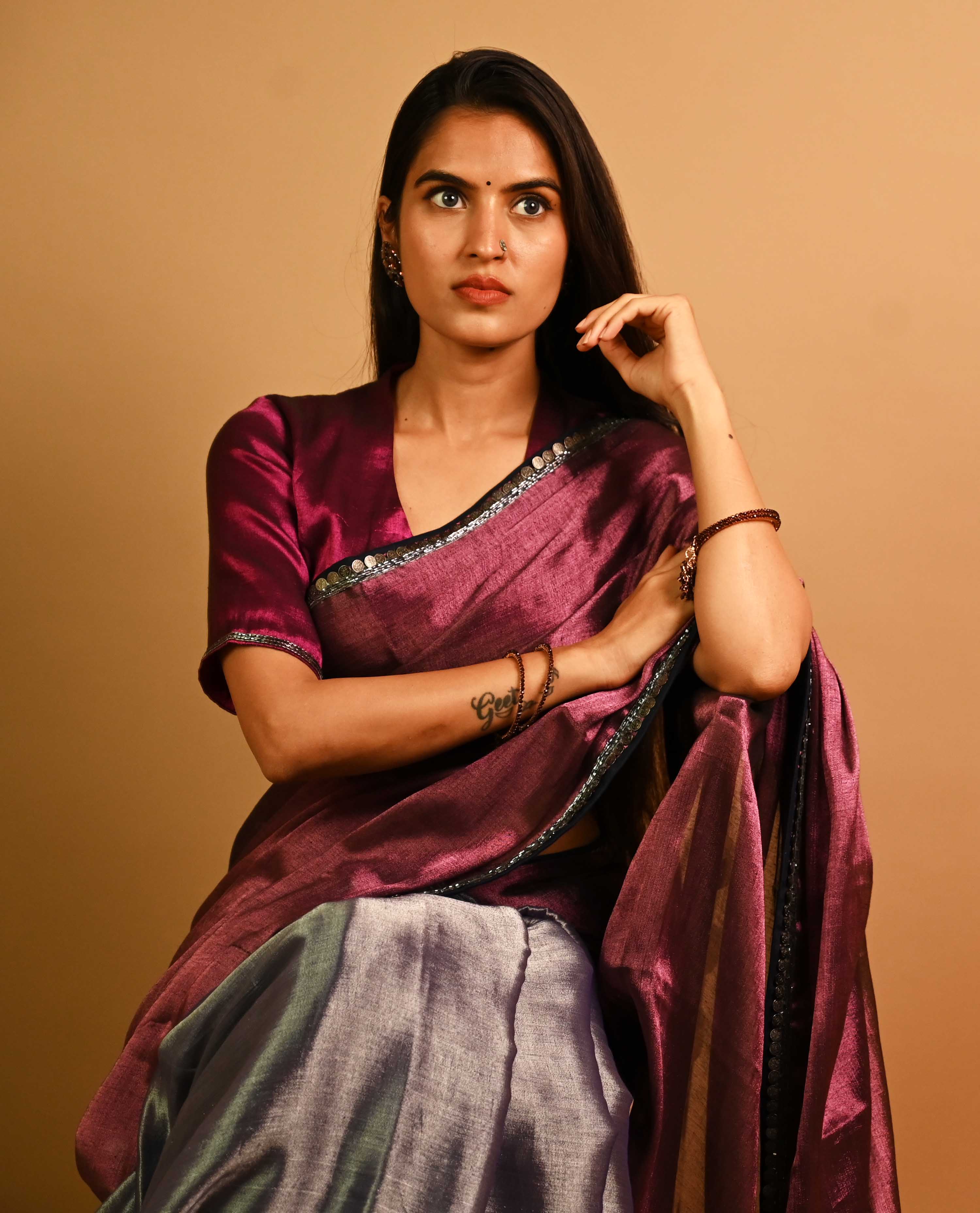 Dual Toned Tissue Blend Saree With Navy Satin Finishing