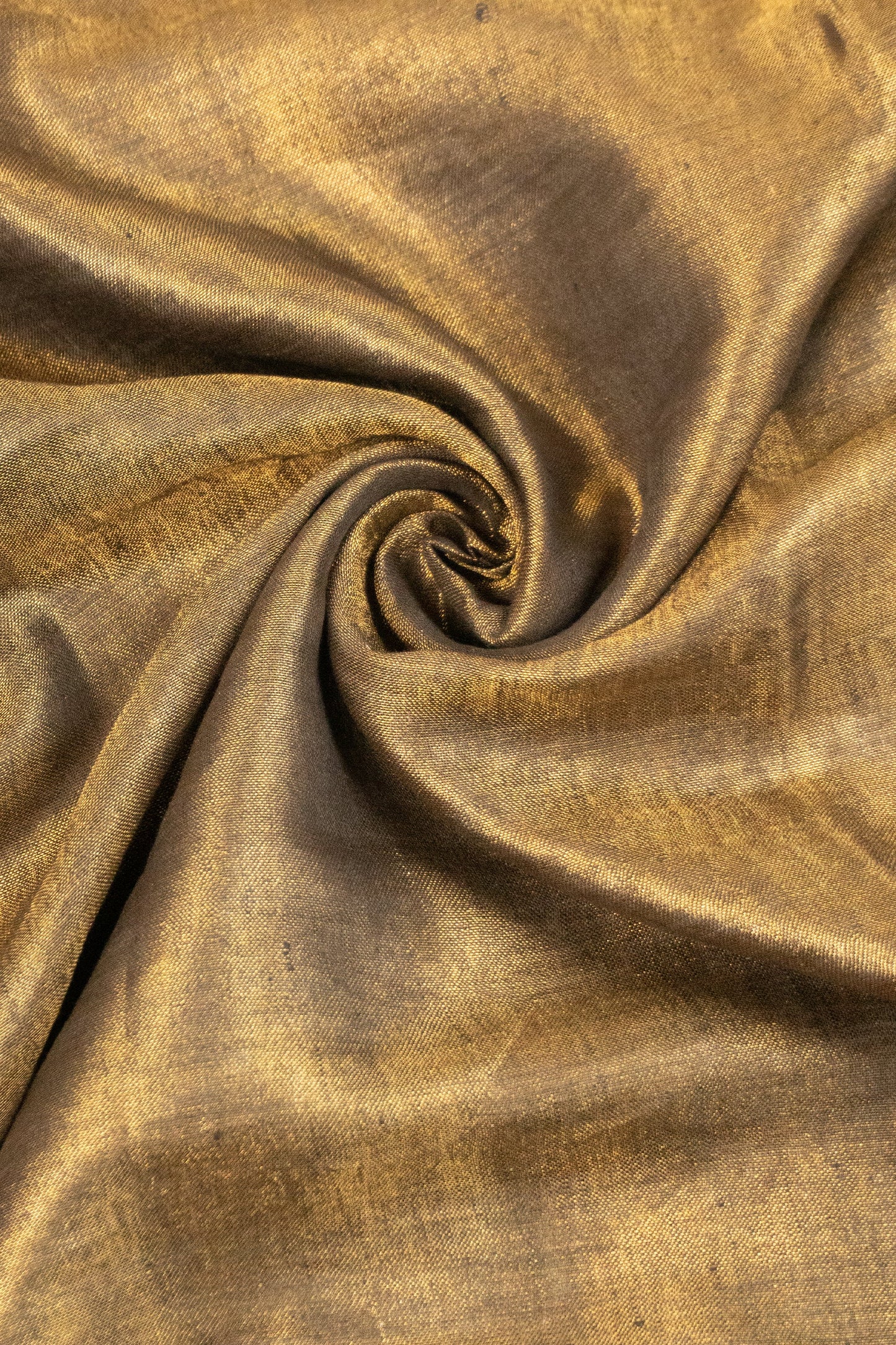 Metallic Gold Linen Saree with Brocade Facing and Decorative Hand-Embroidered Katdana Lace at the Pallu